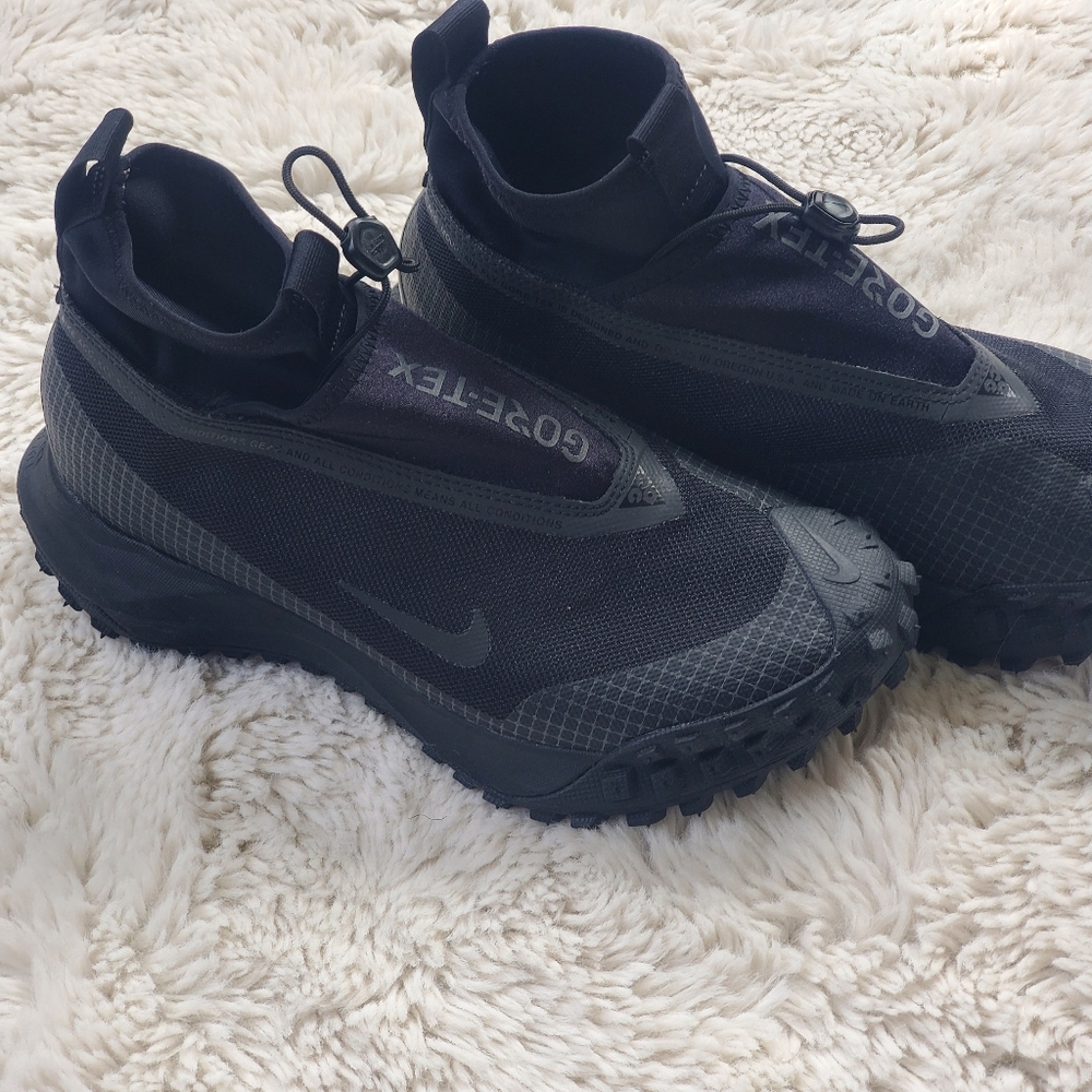 Nike ACG‎ Mountain Fly Gore-Tex